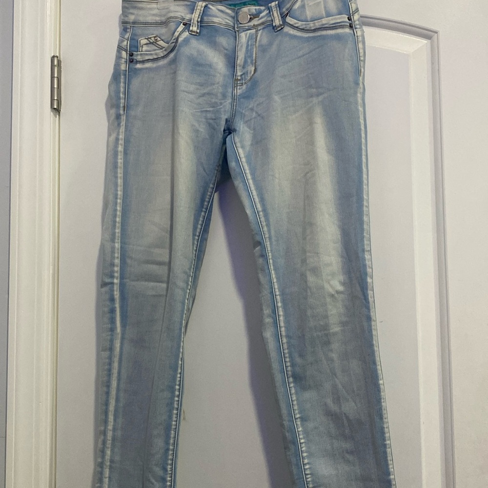 Blue skinny jeans